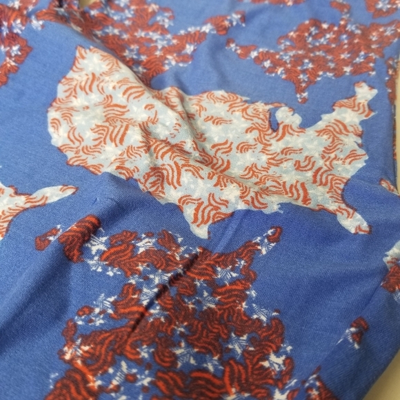 LuLaRoe One Size 2-10 Leggings Patriotic USA Map Red White Blue NWOT - Picture 2 of 8